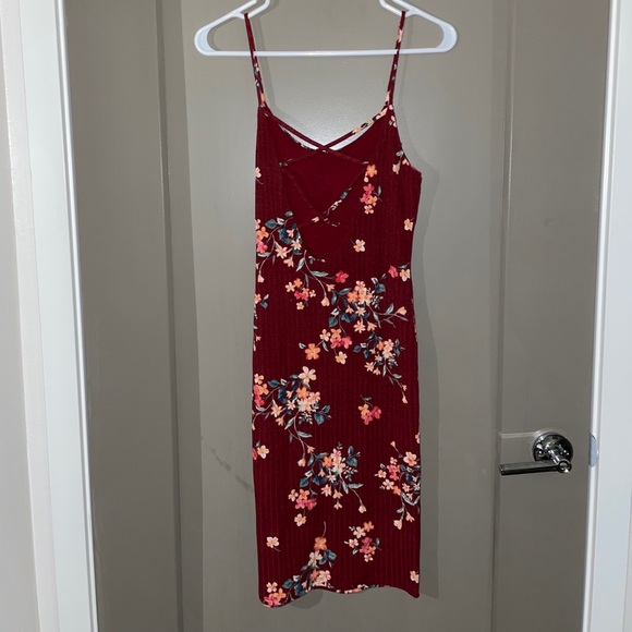 Floral Burgundy dress - Picture 4 of 6